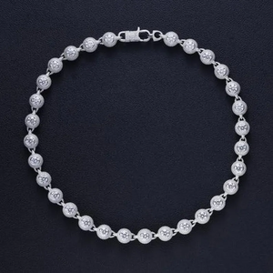 Collar de Plata 925 con Moissanita para Mujer, Corte Redondo, Engaste de Puntas, Estilo Clásico, Collar para Uso Diario - Product Image 1