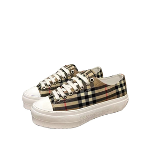 รองเท้าลำลองผู้ชายสุดหรู ดีไซน์เนอร์ชื่อดัง คลาสสิก ทันสมัย รองเท้าผ้าใบหุ้มข้อสูง แฟชั่น รองเท้าสตรีท สไตล์เดินสบาย รับสกรีนโลโก้ - Product Image 2