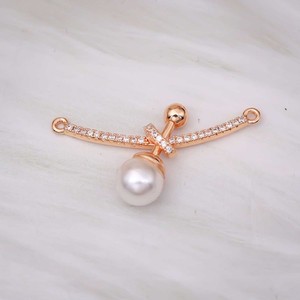 Colgante de Perla en Forma de Gota de Acero Inoxidable con Diseño de Nudo y Circonita (AD) Chapado en Oro - Product Image 2