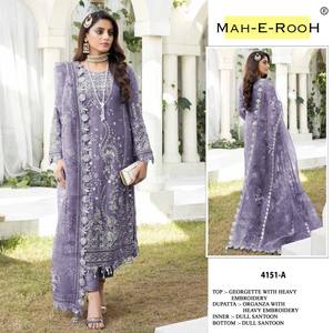 Costume de travail 3 pièces en fausse georgette brodée de designer pakistanais Maruti à la mode Prêt-à-porter Salwar pour mariage - Product Image 2