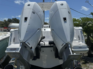 NUEVA LLEGADA 2024 Blackfin 302DC Garantía de 3 años Hecho en EE. UU. Listo para enviar - Product Image 4