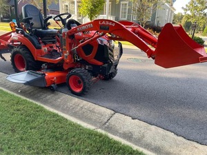 Tractor Kubota BX2380 Nuevo y Usado en Perfectas Condiciones - Product Image 4
