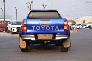 Toyota Hilux S GLX 2.8L AWD A/T 2025 Limpia, Volante a la Derecha - Product Image 3