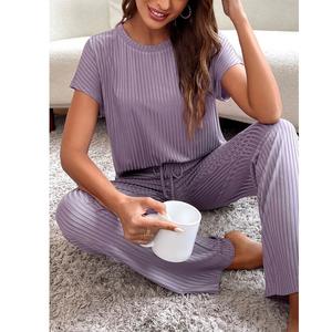 Nouveau T-shirt à manches courtes à col rond de couleur unie pour femmes, haut et pantalon, costume deux pièces, mode pour femmes du fournisseur BD - Product Image 2