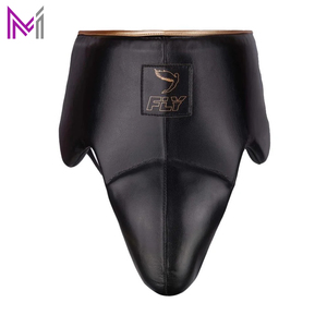 Ensemble de boxe Fly de qualité supérieure en cuir véritable, prix de gros, gants de boxe, protège-tête, protège-aine, ensemble de boxe Fly personnalisé - Product Image 4