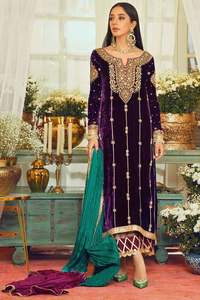 Tenue de fête de mariage ethnique élégante en velours pur de haute qualité, haut de travail à broderie entièrement séquentielle et palazzo avec Georgette Dupatta - Product Image 4