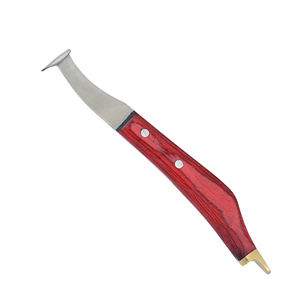 Couteau à sabot avec logo personnalisé Outil de qualité supérieure pour les agriculteurs et les vétérinaires pour prendre soin des sabots d'animaux - Product Image 5