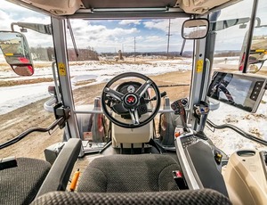 Tracteur diesel 4x4 Massey Ferguson MF 6S Series prêt à la vente - Product Image 3