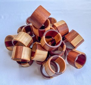 Anillo de Servilleta de Madera Ecológico para Decoración de Mesa - Eventos - Diseño Más Vendido Hecho a Mano - Pulido - Product Image 3