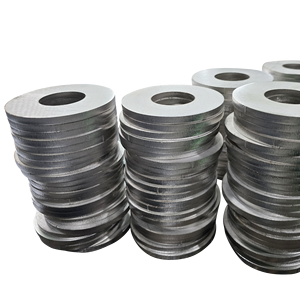 ท่อสเตนเลสกลม SS201 304 316L ขัดเงาสำหรับอุปกรณ์อุตสาหกรรมและการใช้งานเชิงโครงสร้าง - Product Image 1