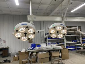 Lámpara Quirúrgica de Techo Halógena, Lámpara de Techo Sin Sombra - Product Image 4