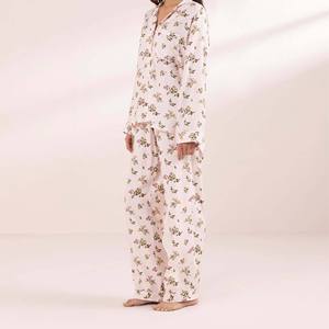 Conjunto de Pijama de Satén para Mujer, Elegante y Cómodo, Dos Piezas - Product Image 3