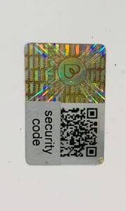 Papier adhésif découpé à l'emporte-pièce, imprimé thermiquement holographique argenté Digiteltech P3, durable, pour étiquettes d'emballage professionnelles - Product Image 2