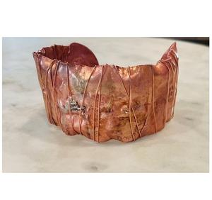 Copper Alloy <b>Magnetic</b> Therapy <b>Bracelet</b> for <b>Women</b> & Men Vintage Star Pattern Fashionable Arthritis Pain Relief Cuff Bangles - Product Image 1