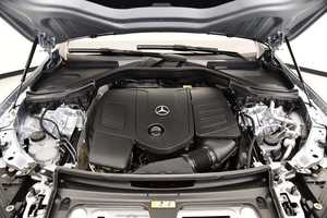 GLC 300 4MATIC 2024 USADO EN EXCELENTES CONDICIONES, Volante a la Izquierda, Cuero Oscuro, Sin Accidentes, Listo para Conducir - Product Image 6