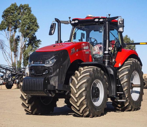Nuevo tractor Case IH Magnum 310 avanzado con características de agricultura de precisión, motor de bajo consumo y sistema hidráulico de alto rendimiento - Product Image 1