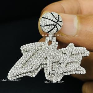 925 plata esterlina Iced Out VVS Moissanite colgante personalizado, Iced Out VVS Moissanite colgante Unisex VVS Moissanite letra colgante - Product Image 3