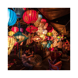 Lanternes en soie vietnamiennes: un décor exquis pour l'intérieur et l'extérieur Fabriqué à la main à partir du patrimoine vietnamien - Product Image 1