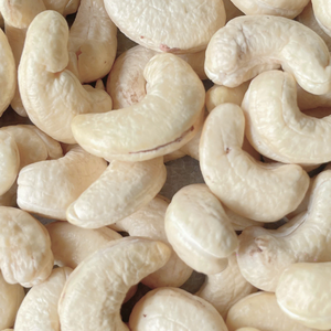 Anacardos crudos de alta calidad, anacardos importados, anacardos WW180, WW240, WW320 SANTIGO, embalaje personalizado - Product Image 1