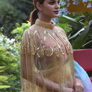 ชุดเดรสผูกคอประดับด้วยลูกปัดปักเลื่อมสำหรับเทศกาลเทศกาลเสื้อผ้าปักลายสวยงามไข่มุก - Product Image 1