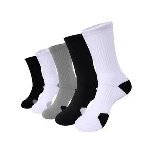 Chaussettes de sport ergonomiques, design anatomique gauche-droite, mélange de nylon, élasthanne et coton pour un ajustement précis dans les chaussures de sport - Product Image 4