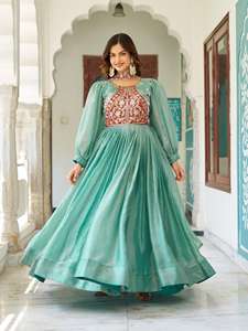 Nuevo Vestido Largo Anarkali para Festivales, Dupatta de Seda Fendy con Bordado Intenso de Lentejuelas e Hilo, Vestido de Fiesta - Product Image 2