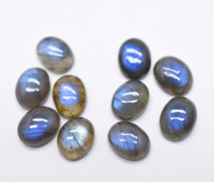 1.75cts หินลาบราดอไรต์ธรรมชาติ9x7มม. อัญมณีทรงวงรีสีฉูดฉาดสำหรับเครื่องประดับ - Product Image 3