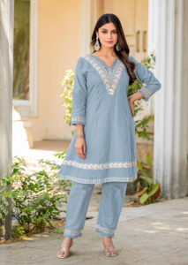 Hermoso Salwar Kameez Dobby de Diseño Elegante, Ligero, de Chinnon, de Secado Rápido, para Todas las Temporadas, Corte Regular, para Oficina, Fiestas, Estilo Indio - Product Image 5