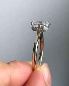 Bague de fiançailles de luxe en or blanc massif 10 carats, taille coussin, cultivée en laboratoire, bijoux hip-hop, clarté VVS, unisexe, certifiée IGI - Product Image 2