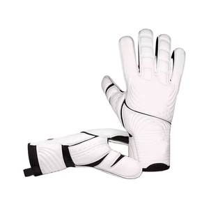 Gants professionnels OEM allemands en latex 4mm avec poignée de contact de haute qualité en cuir respirant fabriqués au Pakistan - Product Image 1