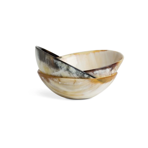 Bol de service en corne authentique et sans danger pour les aliments Bol de service en corne de vache fabriqué à la main - Product Image 1