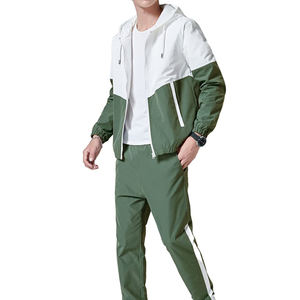 Nouveau Streetwear Logo personnalisé 100% survêtement en nylon coupe-vent pour hommes ensemble de survêtement au design tendance pour hommes - Product Image 1