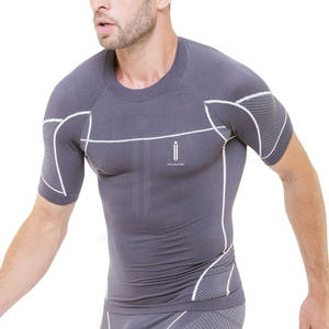 Alto fabricante de mangas cortas Rash Guard Custom Color Men Rash Guard para ropa deportiva - Product Image 2