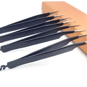 Pince à épiler d'extension de cils avec volume à pointe en fibre de logo personnalisé pince à épiler en acier inoxydable de marque privée avec texture lisse - Product Image 4