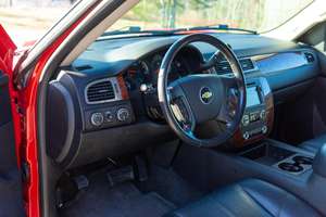 CHEVROLET TAHOE LT 4X4 2010 D'OCCASION CÔTÉ GAUCHE/CÔTÉ DROIT - Product Image 2