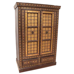 Armoire de chambre à coucher indienne en bois faite à la main - Product Image 1