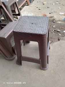 Tabouret brun carré en plastique robuste de haute qualité emboîtable fort coloré avec tabouret en plastique Vara Merchants pour salon - Product Image 2