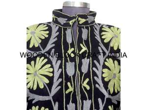 Chaqueta de Algodón Acolchada Transpirable y Ecológica con Bordado Suzani Indio, Diseño Floral, Detalles de Agujeros, Desmontable, Más Vendida - Product Image 3