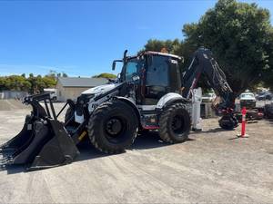Chargeuse-pelleteuse sur chenilles Hidromek HMK 62SS de qualité supérieure, 4 roues motrices, moteur Euro5/EPA, machine de construction lourde - Product Image 2
