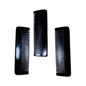 Peine para el Cuidado del Cabello de Cuerno Natural Grabado a Mano CRAFT EXIM para el Cuidado Diario y un Cabello Suave - Product Image 1