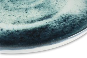 Piatto Rotondo in Ceramica per Servire Cibo, Design Nordico Minimalista Atena di Excelsa, Smaltatura Reattiva Lucida con Decorazione Digitale in Rilievo - Product Image 4