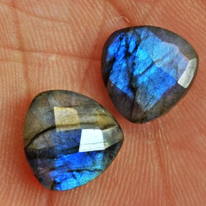 Pierre précieuse naturelle de labradorite 12x12x5 MM pour la fabrication de bijoux, taille trilobé, pierre ronde, éclat bleu vif, labradorite naturelle - Product Image 3