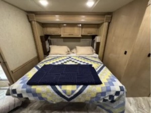 Autobús deportivo Coach Man 408 DB diésel de 2017 con motor diésel Cummins I6 de 340 hp - Product Image 5