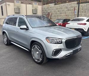 Increíble Mercedes-Benz GLS 600 Mercedes-Maybach 4MATIC 2024 Usado con Asientos de Cuero, Sistema de Navegación y Tecnología de Arranque Remoto - Product Image 1