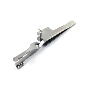 Retractor de Piel Heiss Profesional, Manual, de Acero Inoxidable, Instrumento Quirúrgico con Certificación CE, para Procedimientos Médicos y Veterinarios - Product Image 1
