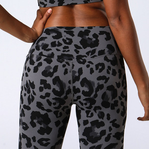Top Selling High Waist Yoga <b>Leggings</b> With Holes Fitness Seamless <b>Butt</b> <b>Lift</b> Peach Hip Yoga Pants <b>Leggings</b> - Product Image 6