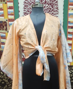 La mayoría de las tendencias, blusa con lazo para mujer, Top corto de manga acampanada, abrigo de seda informal, ropa de verano con escote en V profundo, estampado Floral reciclado corto de fiesta - Product Image 1