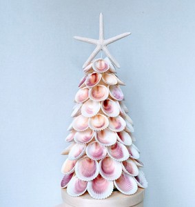 Arbre de Noël coquillage rose du Vietnam avec étoile de mer Topper ornement de Noël côtier fait à la main décor de vacances Ocean Vibe - Product Image 5