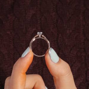 แหวนแต่งงานผู้หญิงบิดเป็นเกลียวแหวนทอง14K สุดหรูผ่านการรับรอง VVS1ห้องปฏิบัติการ - Product Image 4