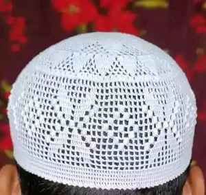 Chapeau Kufi tricoté à la main de haute qualité pour hommes prière musulmane Tupi Haji chapeau en gros décontracté du Bangladesh pour un usage quotidien - Product Image 5